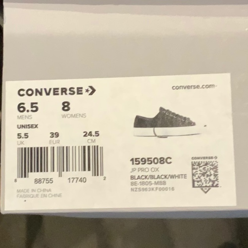 NWT BRAND NEW IN BOX CONVERSE SHOES ASSORTED SIZES - Picture 5 of 5
